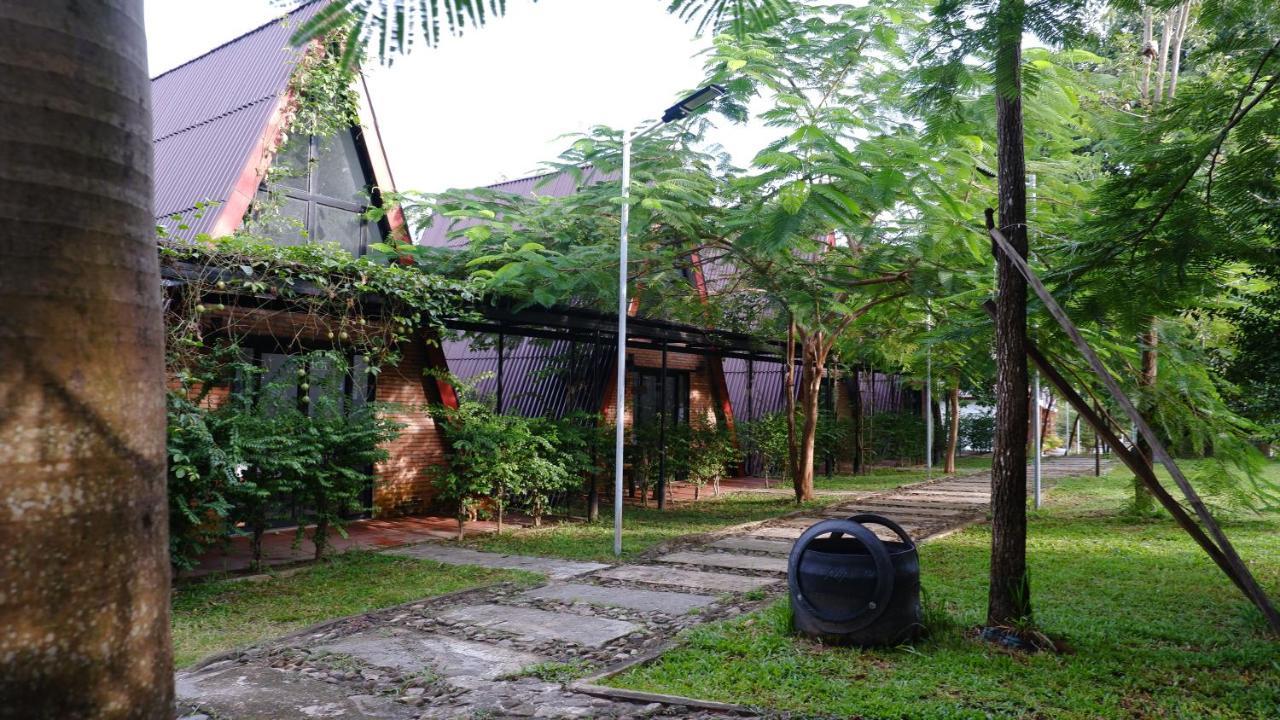 เพรค เคดัต รีสอร์ต Hotel กำปอต ภายนอก รูปภาพ